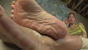 Licking wrinkled soles
